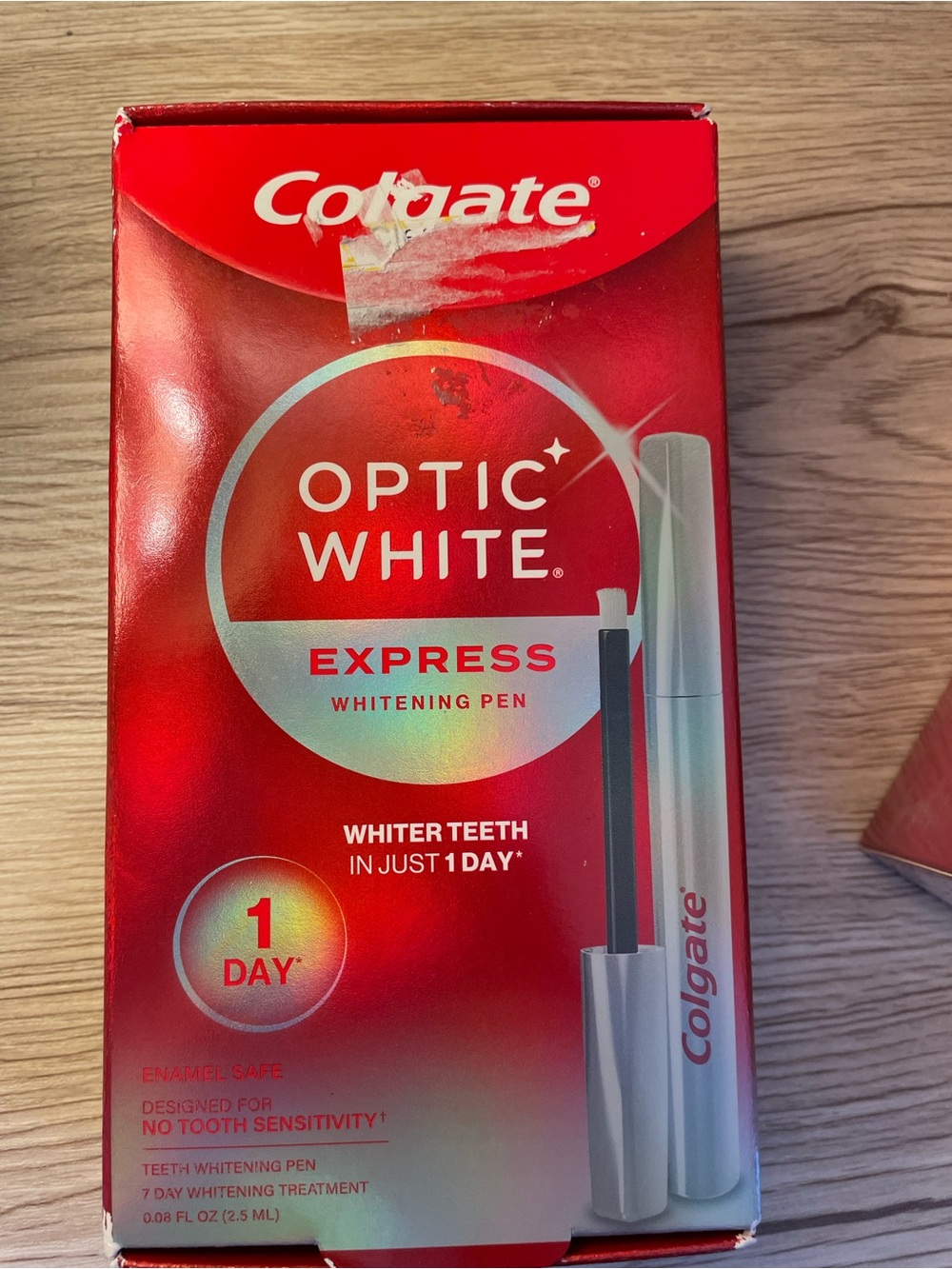 Optic White Express Whitening Pen - Red